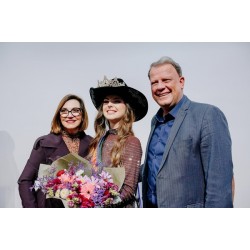 Ana Victória Stroparo foi eleita Rainha da 5ª Festa do Agricultor de Campo Largo